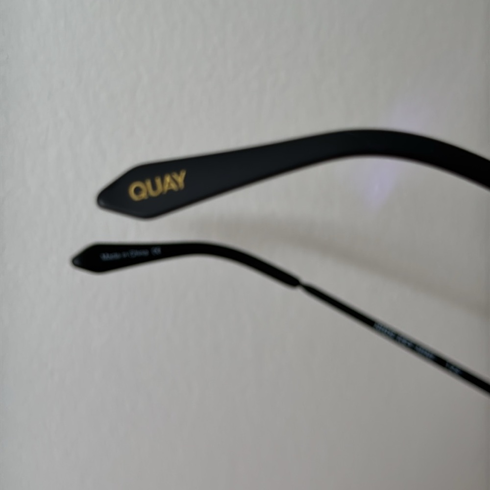 Quay Australia Highkey Blue and Pink Sunglasses - Picture 5 of 6